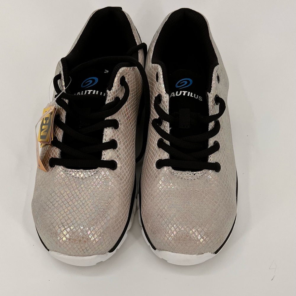 Nautilus Spark Oxford Safety Work Shoe Womens 8.5 - image 1